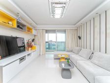 婚房,单价总价相当低3室,低于市场价1399万元出售!