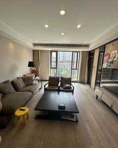皇冠花园二期4室2厅2卫南朝向535.0万元/套出售