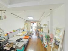 05年四期商品房 位置好 南北户型 满五年诚意卖