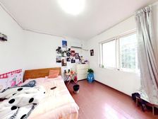 专做宋小宋中 此房采光好 南北通风 交通便利 联排别墅