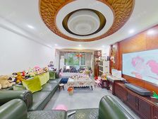 威尔夏大道南北三居 南北通透 满五年 精装修