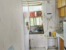 湖东一村 2房 300000.0 南北通透,三证齐全,满两年