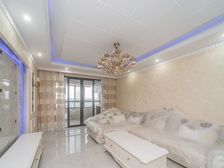 单价低!世茂香槟湖二期 3室2厅 精装修保养好 中层采光好