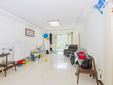 北京青年城 板楼南北三居 带电梯 满五年 业主诚心出售