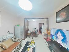 南北小两房室,前面没有房子遮挡,满五,看房随时