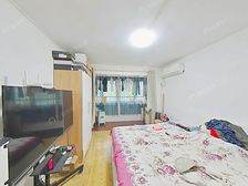 满五年无增值个税,位置好,不靠路,出门即地铁6/18