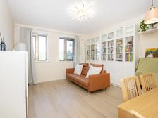 黄庄小区大院内 三居 南北向 中间层 满五年 精装修