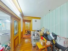 飞机户型全明三室 诚意出售 有钥匙 花园位置 一梯两户