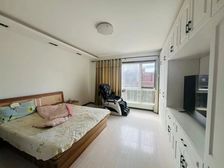 近轻轨大集 3室2卫 南北通厅 0首付月供无压 采光视野好