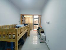 珍珠园四村 2房 700000.0 VR房,视频房,小区中间一楼带院子