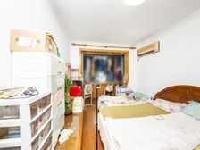 简约风融入现代化的生活元素,惬意和浪漫,带给家人无尽舒适感