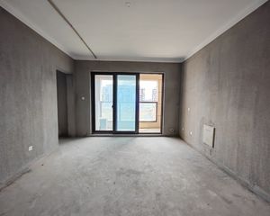 三江观邸4室2厅2卫南朝向242.0万元/套出售