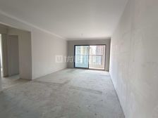 朝向西南 毛坯 3室 中铁阅山湖云著 房东急置换 诚心出售