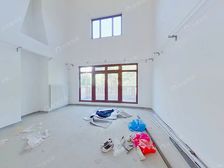 凯德麓语 法式独栋(急售)全明户型,前二后三,别问价来谈。