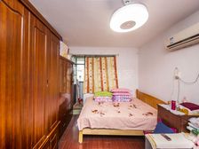 出门14号线轻轨,中间楼层,边套全明户型,诚意出售