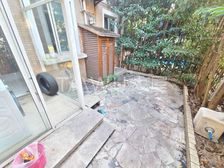 12号线莘庄商务区低总价联排别墅