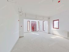 法式山水别墅,全明格局,带双车库,随时看