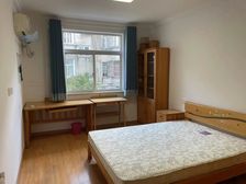 精装修 自住118万通泗街坊 66平2居