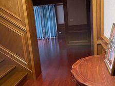 名人大别墅6室2厅2卫南朝向1300.0万元/套出售