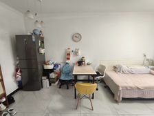 新新家园 电梯房 楼龄新 交通便利 诚意出售