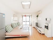 金隅丽港城低楼层方正户型,适合刚需自住,户型好。