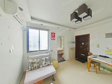 不靠路 精装修 小户型 近交通