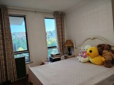 东方明珠一村4房南北精装真实好房