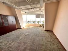 望京soho新出300平 特价房 户型采光好 高层 业主直租