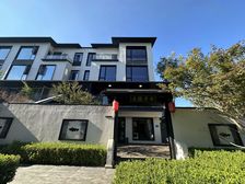 湾里正中心正式别墅, 上下5层,全明地下室,好地段好价格