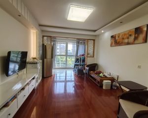 锦江花园2室1厅1卫南朝向172.0万元/套出售
