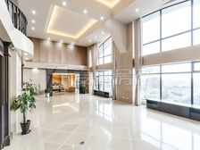 新房免服务费【业主急售】三层空中别墅,两套打通千平,挑空8米