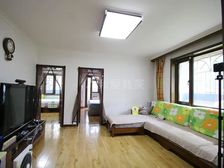 花园巷一层 满五唯一 三居室 精装修位置好不临街不紧邻火车道