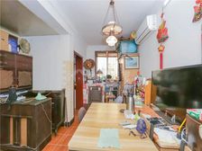 聚焦必卖,小区入口位置,看房随时,全明户型 ,一梯两户