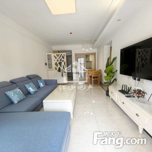 中海悦公馆采光好 房子干净 户型方正