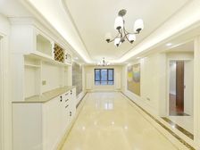 新上,橡林郡,精装两居室,随时看房,业主诚意出售