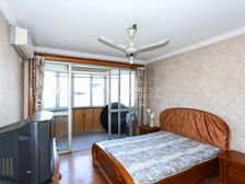 城公大厦+南北通透+商品住宅+近地+铁+出行方便商业配套齐全