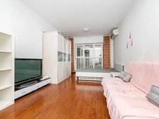 天居园 精装一居室 户型方正 临地铁和奥森公园