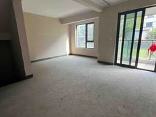 小区环境优美,建筑简约,叠墅、洋房、小高层组合