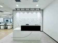 望京 凯德茂 繁华区域 精装修 带家具 直接办公 地铁