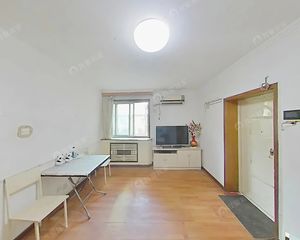 西潞园低楼层全明户型2居+楼间距大+无浪费面积+随时签约