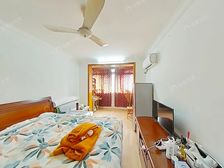 凤三原建房,一梯四户,中间楼层