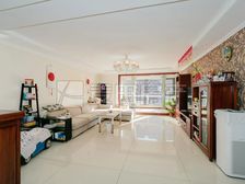 单价10万多,中间楼层采光好三居,22年全新装修,可拎包即住