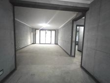 南北通透中建云栖苑5室2厅