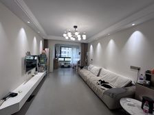 南北通透正弘林语苑3室2厅精装修