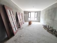 南北通透名门郡景4室1厅