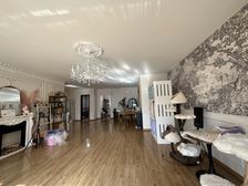 珑园电梯洋房四楼 户型好 四室两厅三卫 好楼层 房主诚售