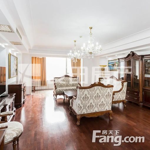 Äϱ±Í¨Í¸ÎÂɯ´óµÀ4ÊÒ2Ìü¾«×°ÐÞ