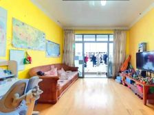 加城湖滨公寓中高楼层两房两厅诚心出售