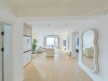 二年精装地暖 高区非顶楼,视野无遮挡,日照充足三开间朝南可谈