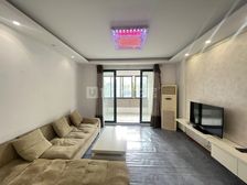 天虹山姆对面 电梯洋房 南北通三居 诚心出售